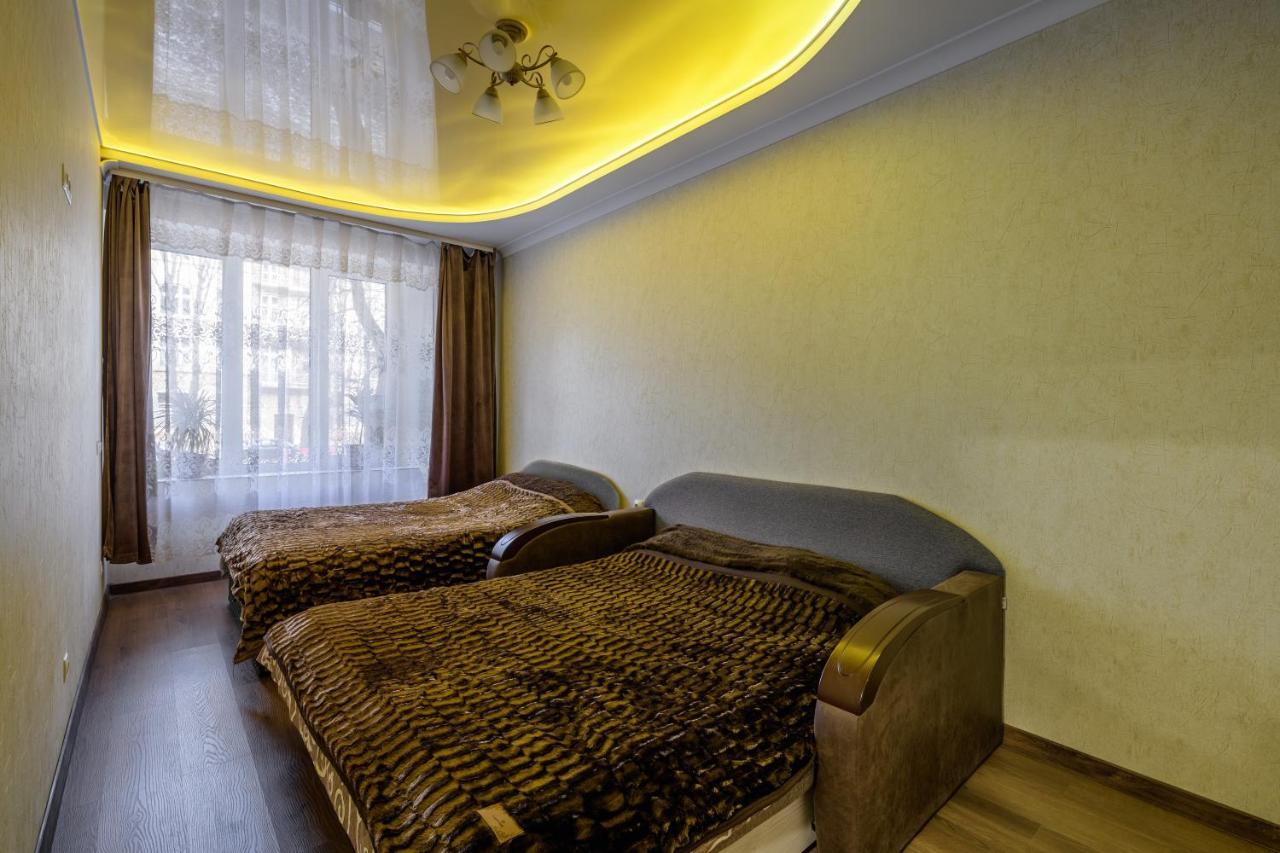 Kyivska Apartments Leópolis Exterior foto